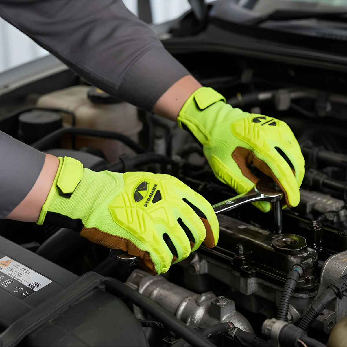 Pyramex GL202HT Synthetic Leather Palm Level 1 Impact Gloves, Hi-Vis Green - Image 3